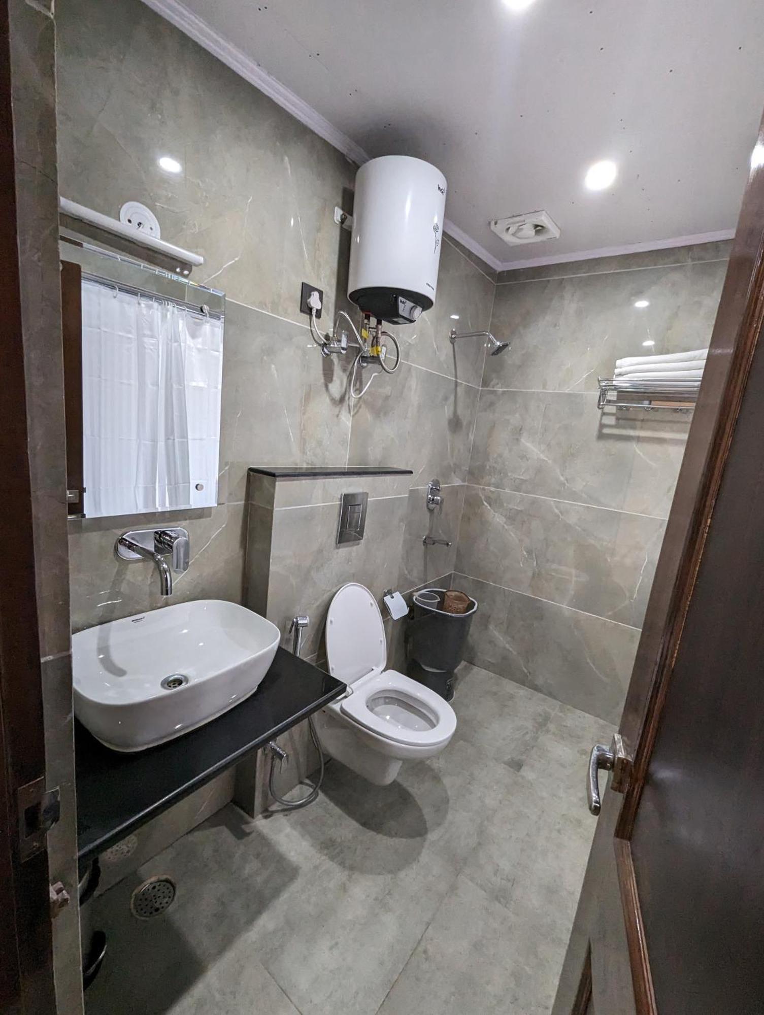 Himalayan Hideaway Bed & Breakfast Шимла Екстериор снимка